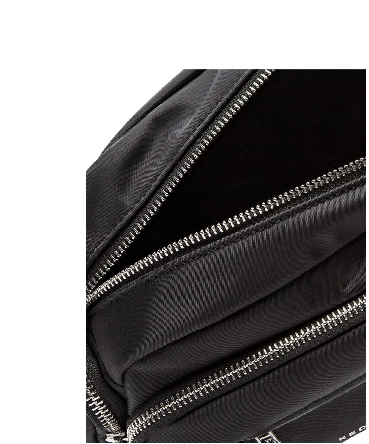 5f307323-718f-48f9-ac1c-b9156cc6292c